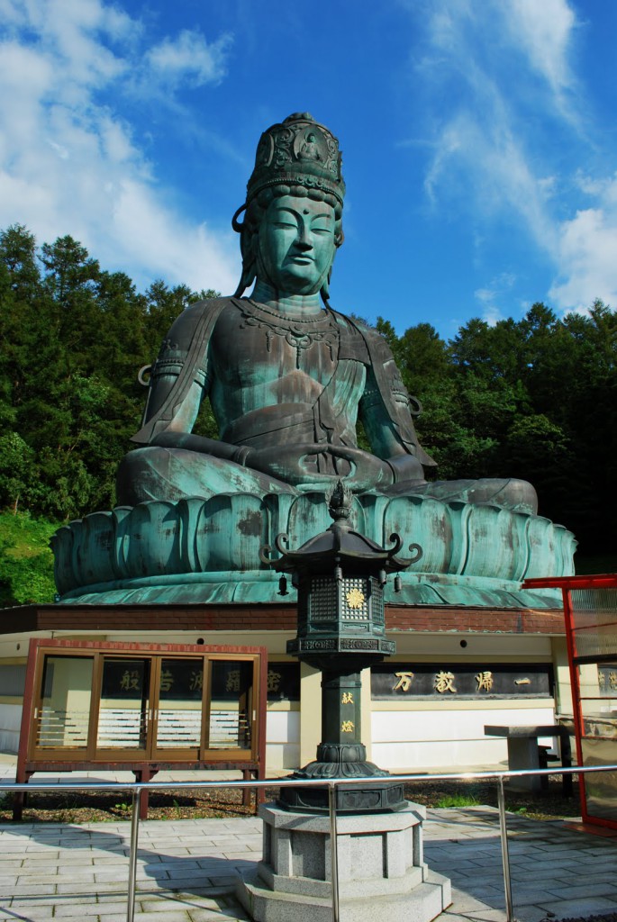 La plus grande statue de Bouddha du Japon